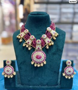 Kundan-Six-layer-Mroon-choker-with-Earrings