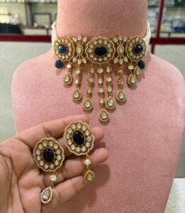 AD-Choker-with-Earrings-Lattkan-Blue