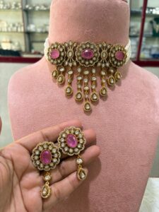 AD-Choker-with-Earrings-Lattkan-Pink