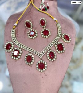 AD-Choker-with-Earrings-Maroon