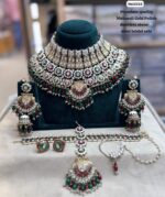 Kundan-bridal-set-with-Earrings-and-Tikka-Maroon-Dark-Green
