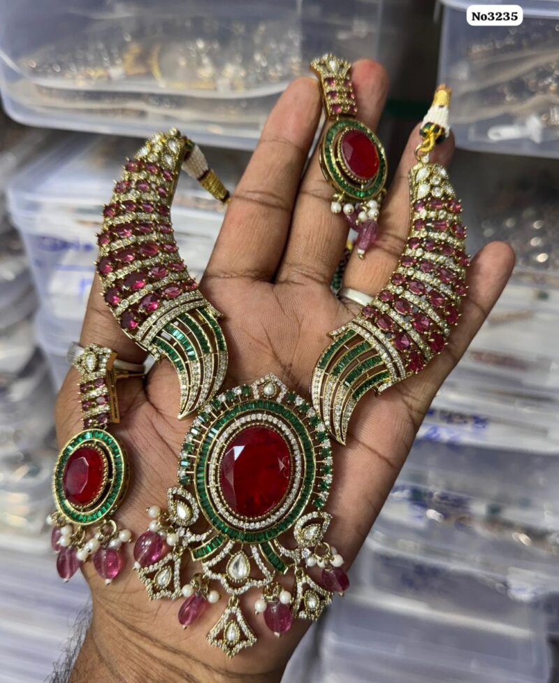 Kundan Ruby Emerald Statement Necklace Set Kundan Ruby Emerald Statement Necklace Set