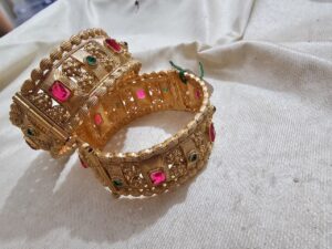 Traditional-Kundan-Brass-Bridal-Kada-Bright-Pink
